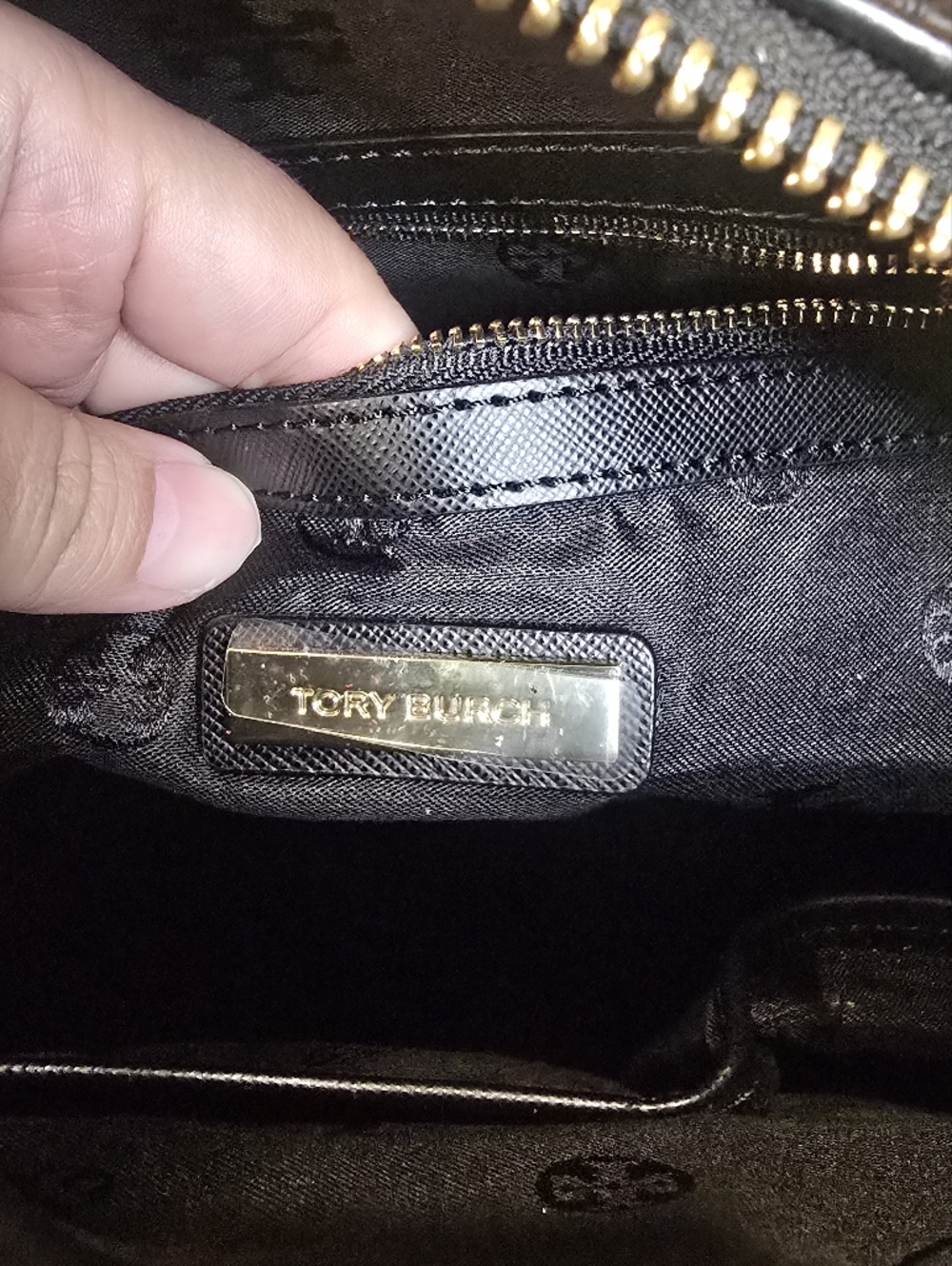 Tory Burch Robinson Stripe Dome Satchel - Picture 6 of 10